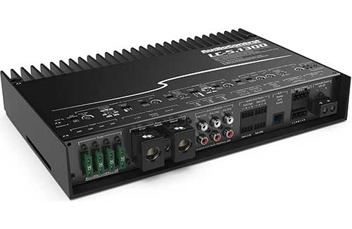 AUDIOCONTROL 5-channel car amplifier � 100 watts RMS x 4 at 4 ohms + 500 watts RMS x 1 at 2 ohms