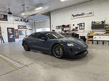 2025 Porsche TAYCAN EV